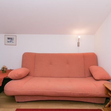 Apartments By The Sea Brist, Makarska - 15714 Podaca Szoba fotó