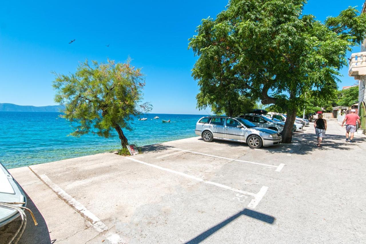 Apartments By The Sea Brist, Makarska - 15714 Podaca Kültér fotó