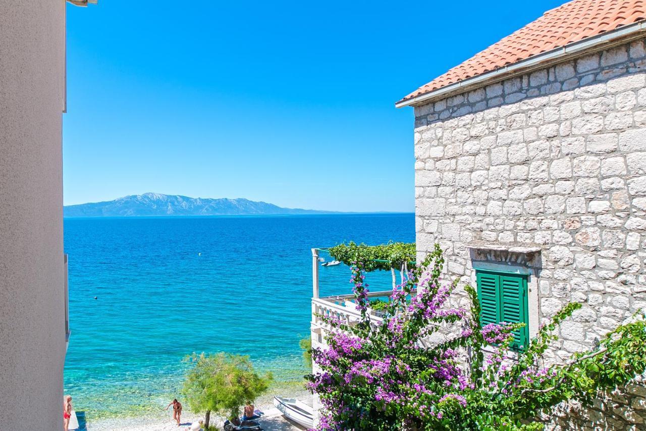 Apartments By The Sea Brist, Makarska - 15714 Podaca Kültér fotó