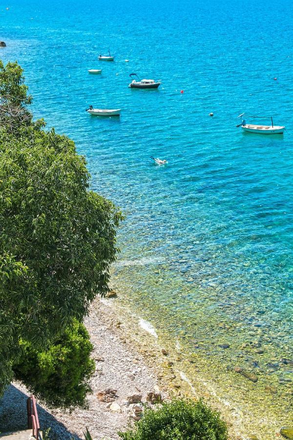 Apartments By The Sea Brist, Makarska - 15714 Podaca Kültér fotó