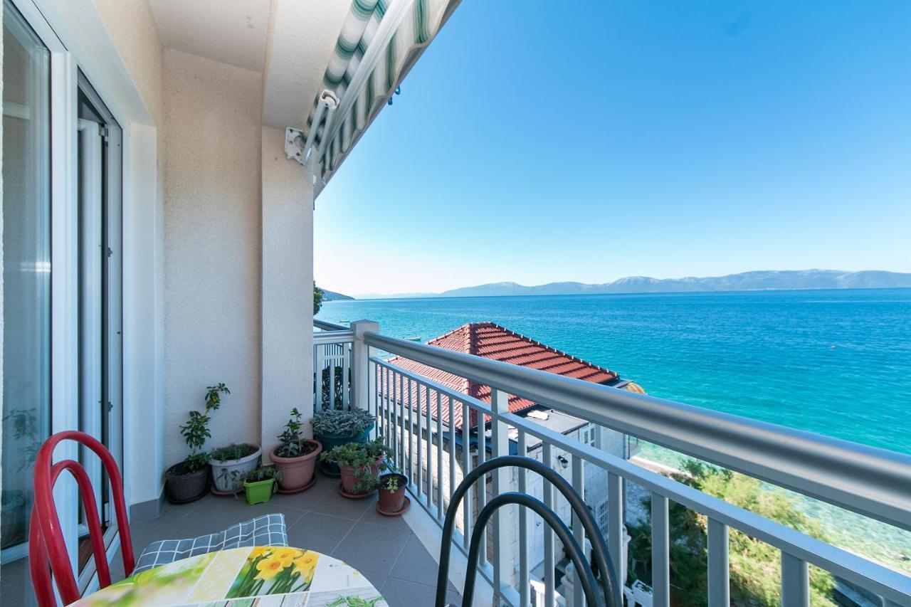 Apartments By The Sea Brist, Makarska - 15714 Podaca Kültér fotó