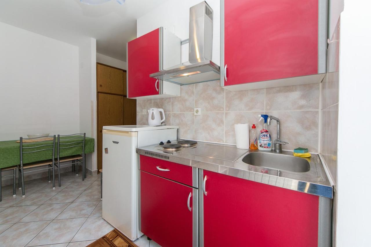 Apartments By The Sea Brist, Makarska - 15714 Podaca Kültér fotó