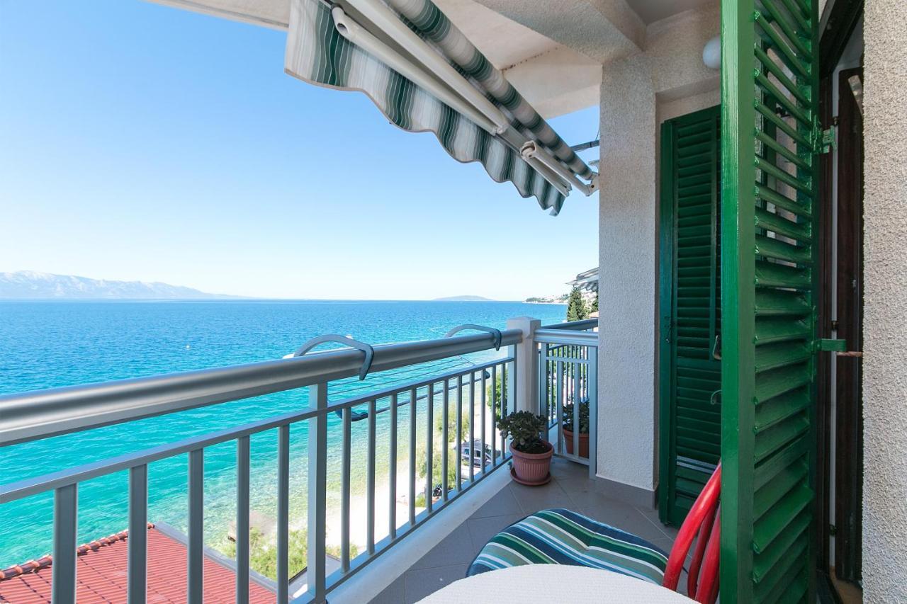 Apartments By The Sea Brist, Makarska - 15714 Podaca Kültér fotó