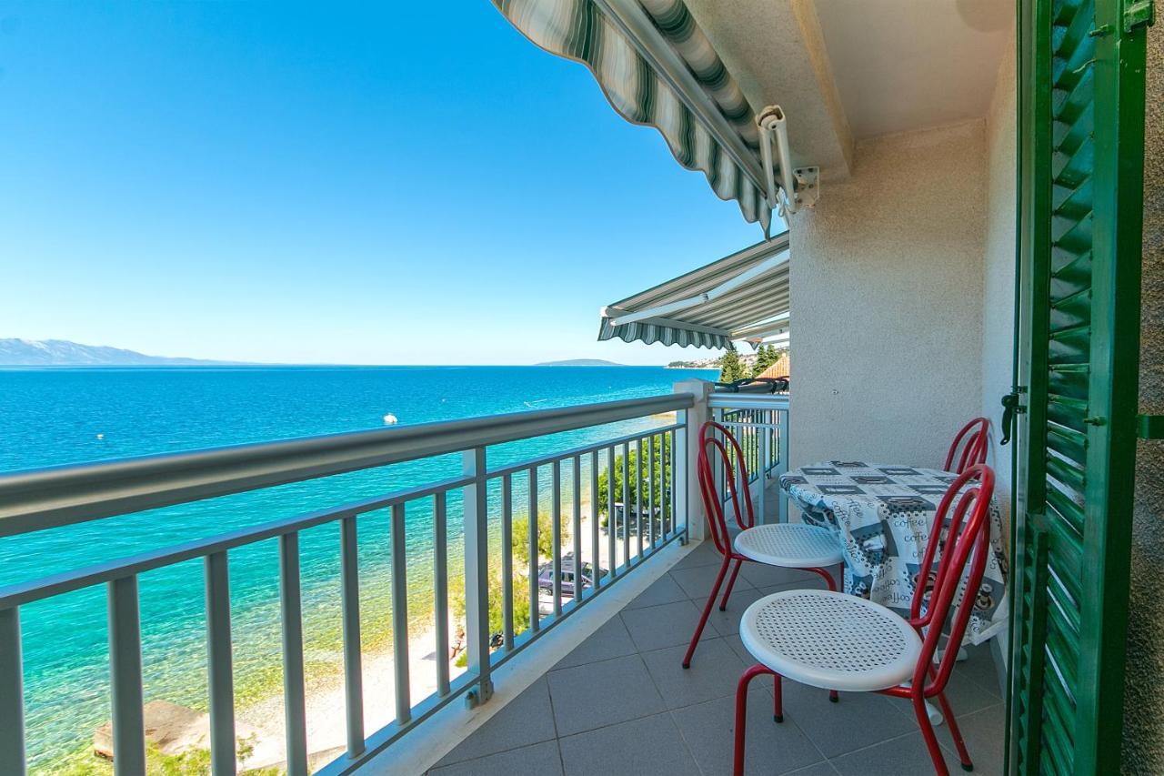 Apartments By The Sea Brist, Makarska - 15714 Podaca Kültér fotó