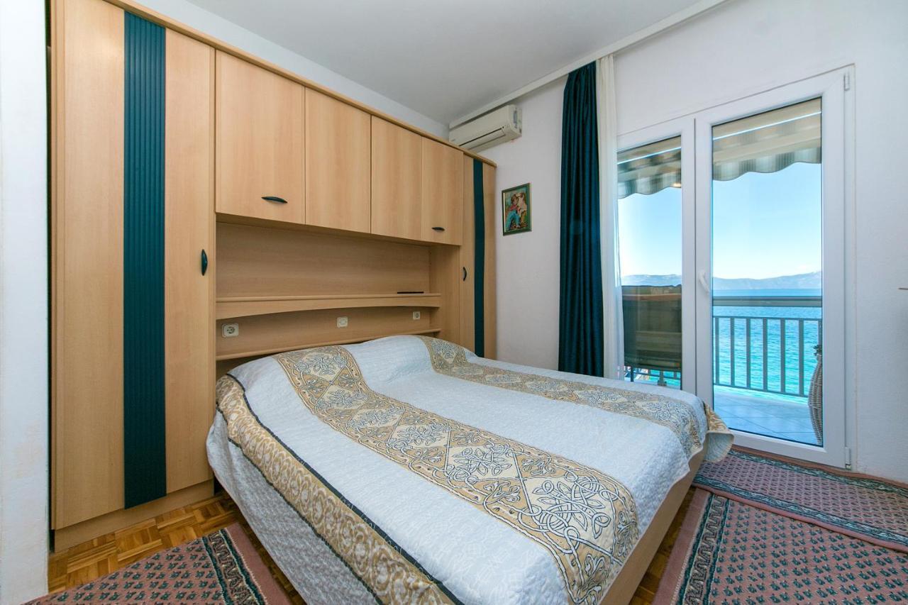 Apartments By The Sea Brist, Makarska - 15714 Podaca Kültér fotó