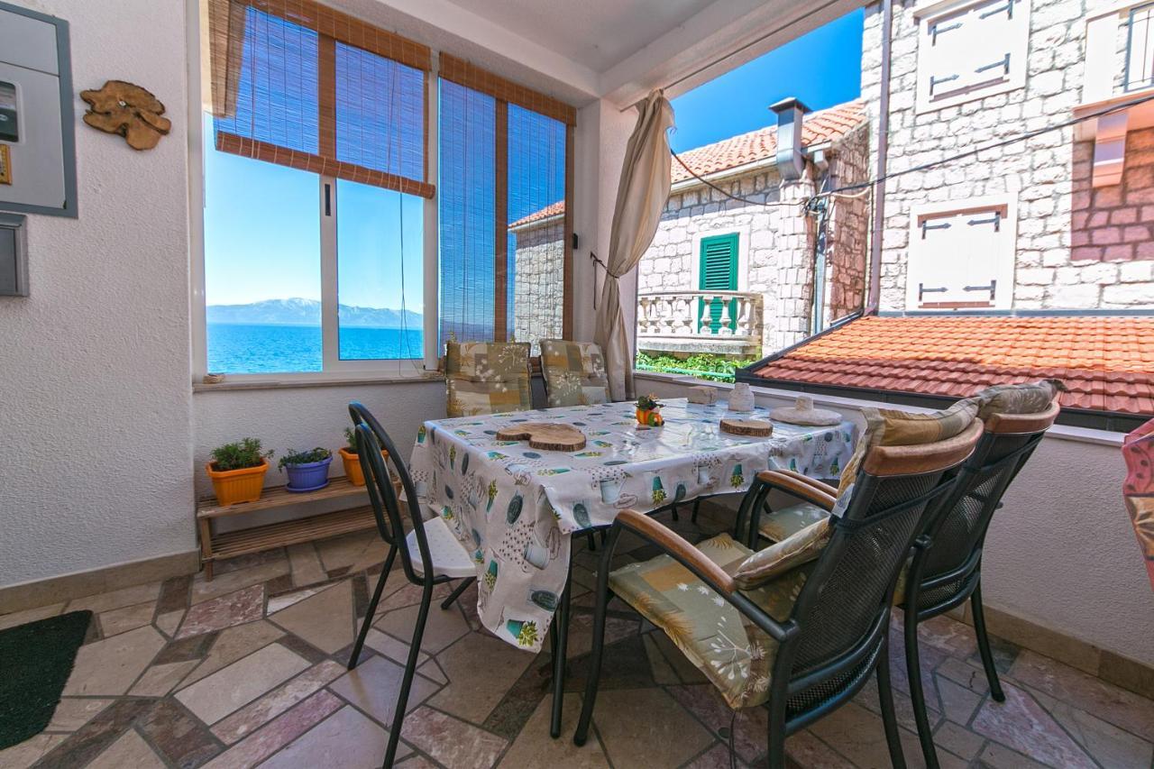 Apartments By The Sea Brist, Makarska - 15714 Podaca Kültér fotó