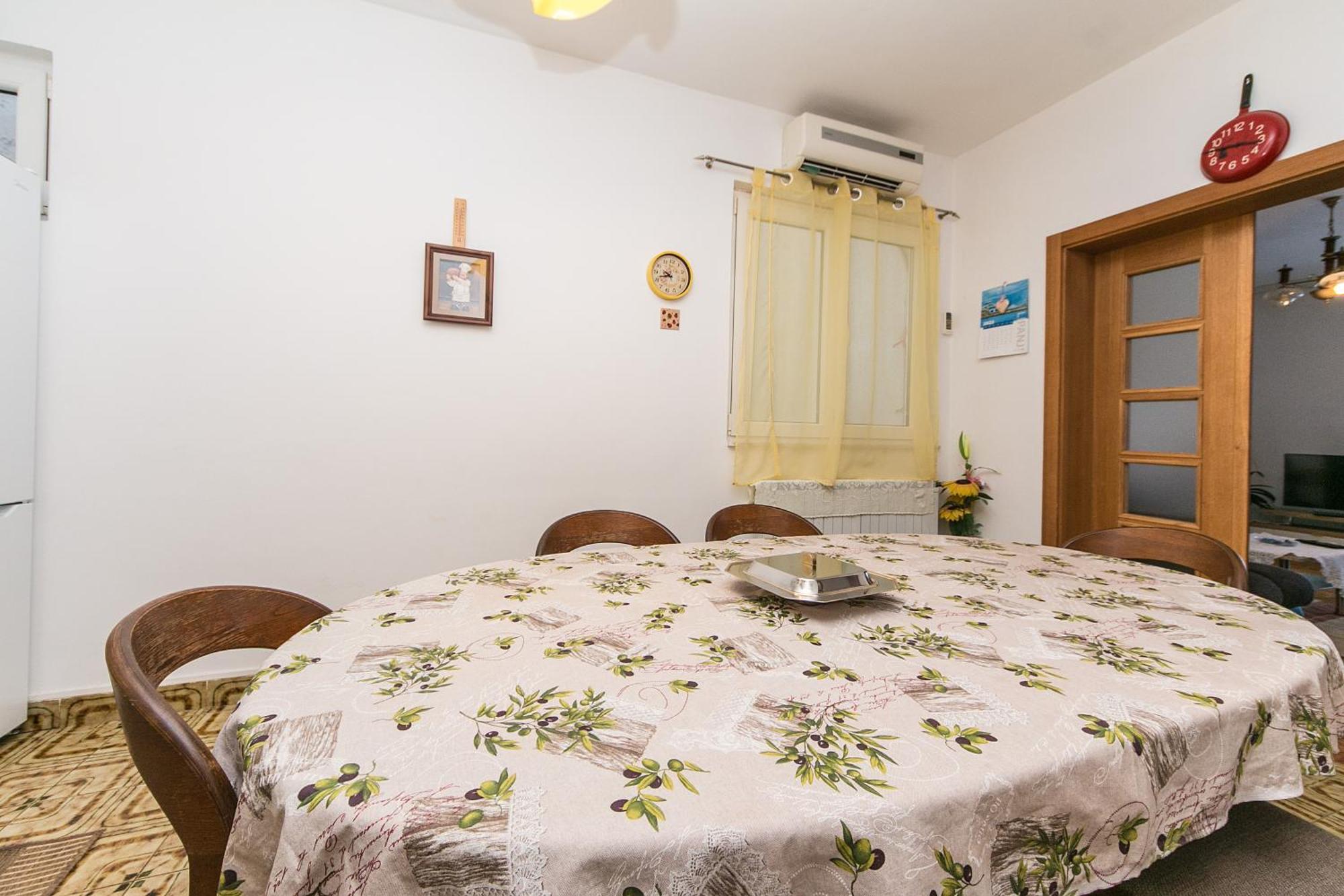 Apartments By The Sea Brist, Makarska - 15714 Podaca Szoba fotó