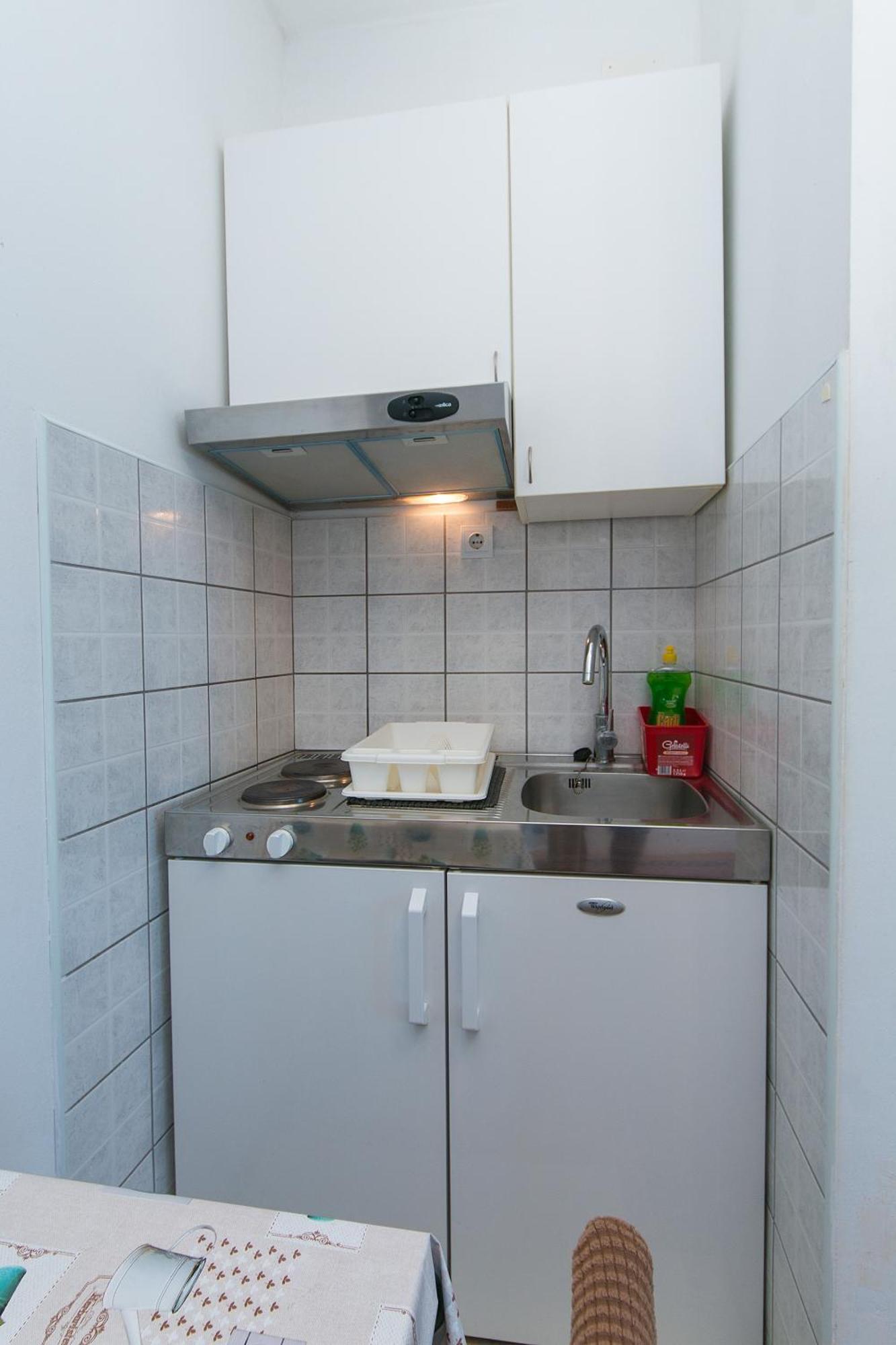 Apartments By The Sea Brist, Makarska - 15714 Podaca Szoba fotó