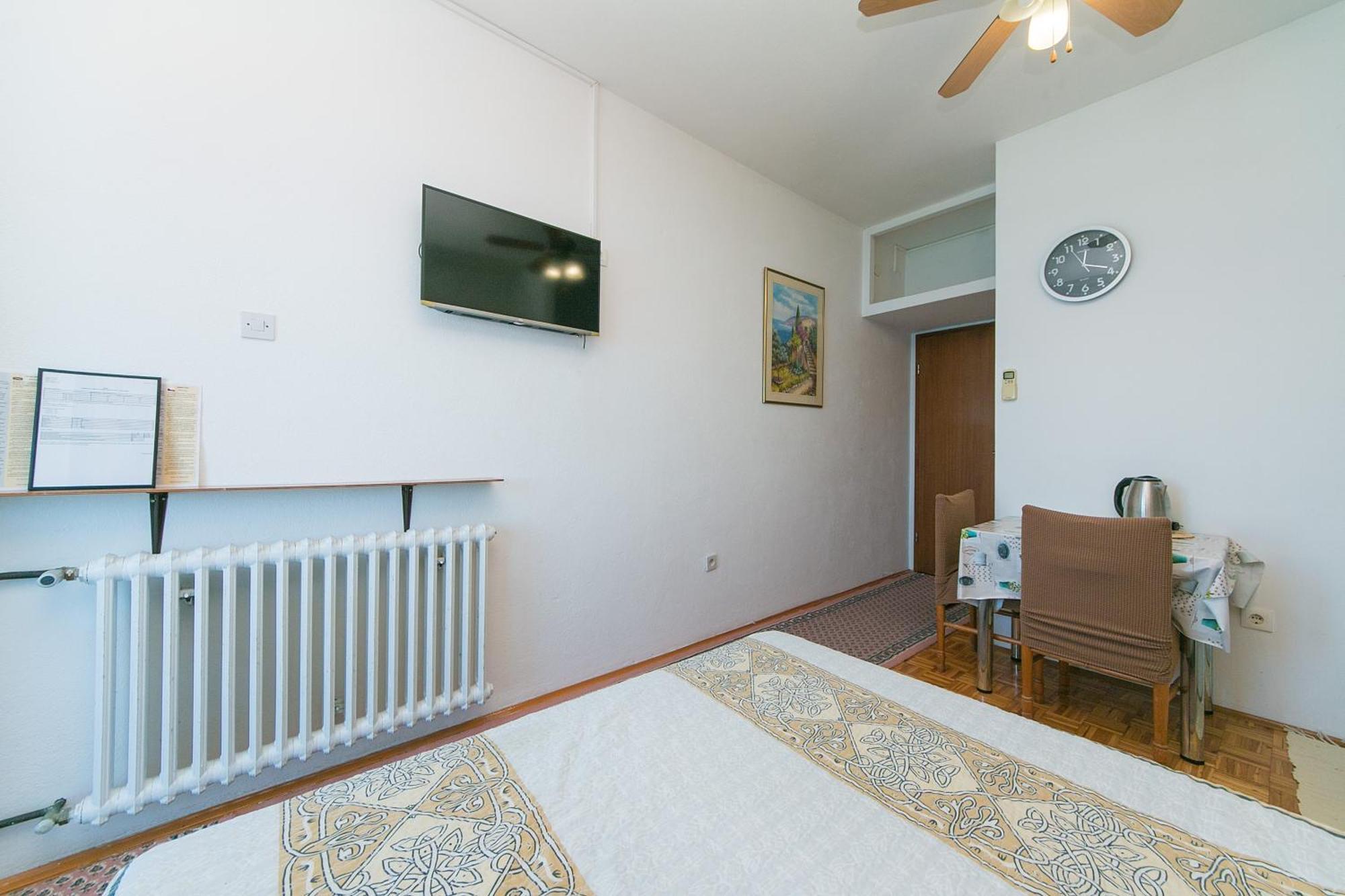 Apartments By The Sea Brist, Makarska - 15714 Podaca Szoba fotó