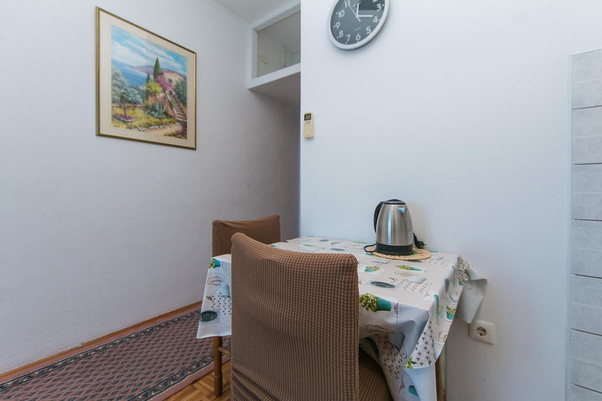 Apartments By The Sea Brist, Makarska - 15714 Podaca Szoba fotó