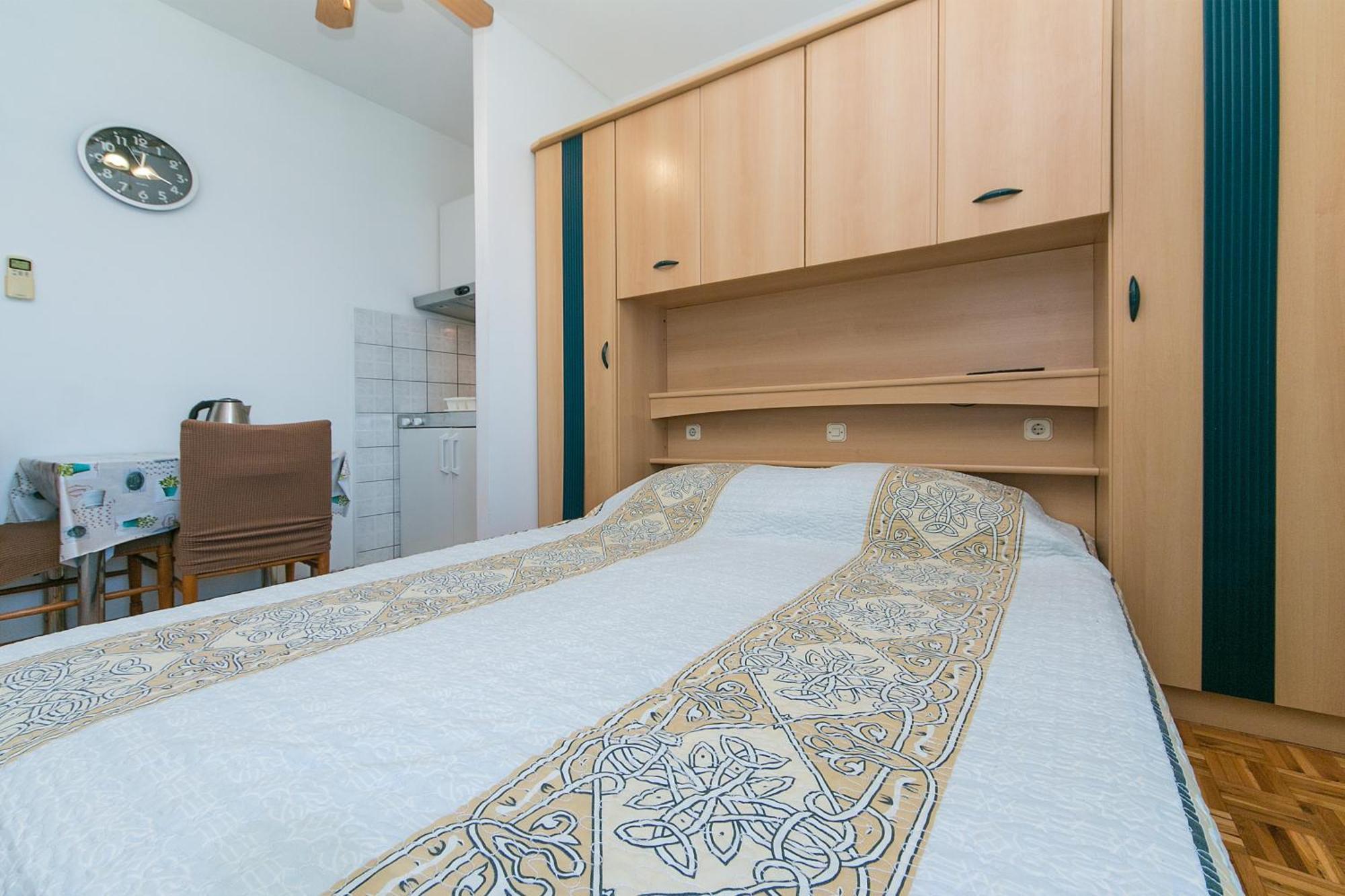 Apartments By The Sea Brist, Makarska - 15714 Podaca Szoba fotó